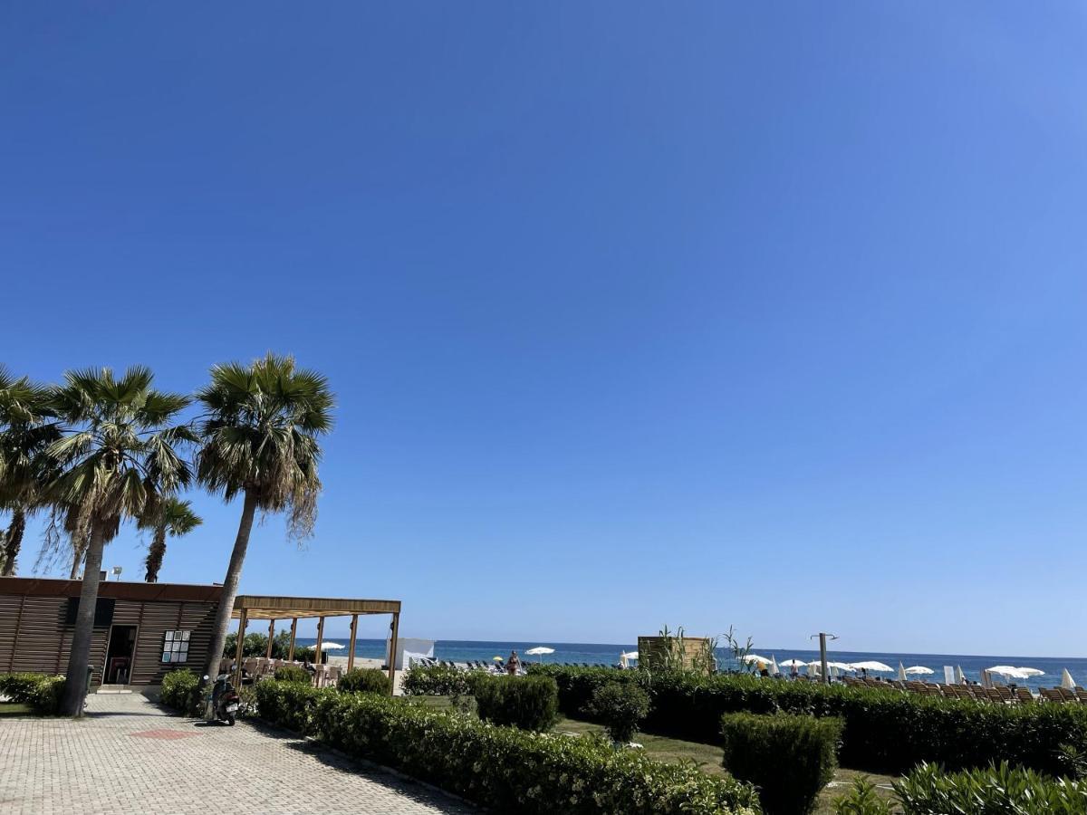 אלאניה Sa Apartments! 300M To The Beach מראה חיצוני תמונה