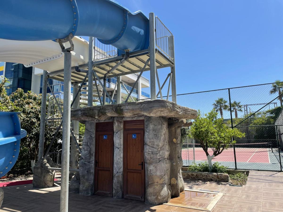 אלאניה Sa Apartments! 300M To The Beach מראה חיצוני תמונה