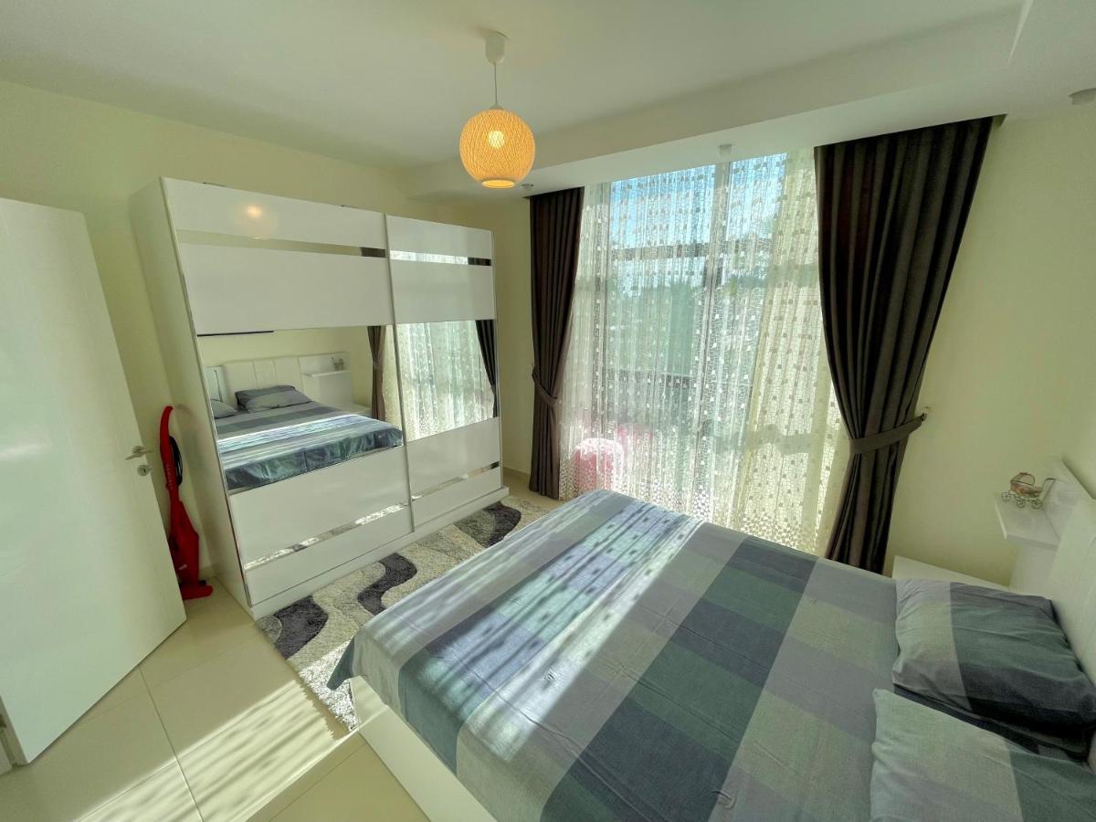 אלאניה Sa Apartments! 300M To The Beach חדר תמונה