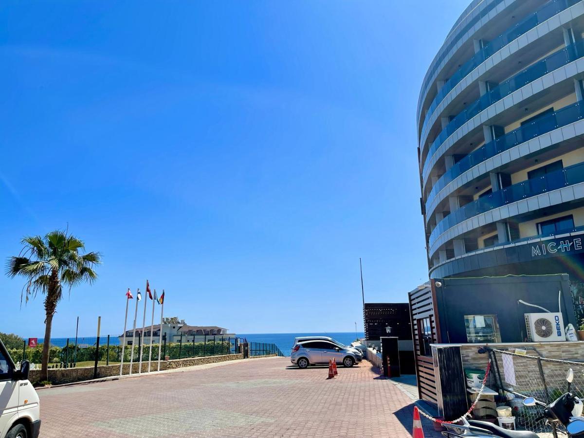 אלאניה Sa Apartments! 300M To The Beach מראה חיצוני תמונה